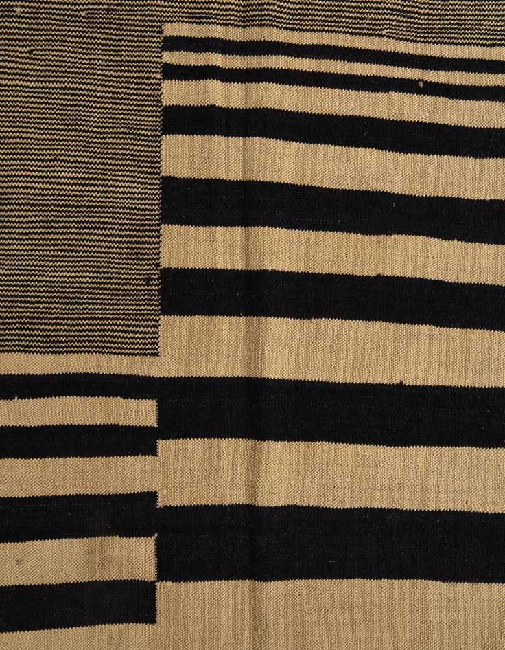 Detail image of  7' 2 x 9' 7  Hand Woven Kilim Modern Wool Rug