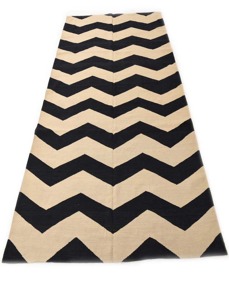 Detail image of  6' 9 x 9' 7  Hand Woven Kilim Modern Wool Rug