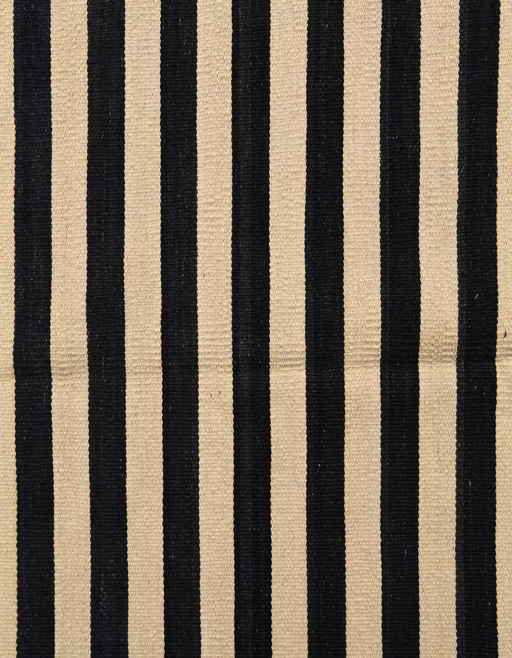 Detail image of  6' 11 x 9' 8  Hand Woven Kilim Modern Wool Rug