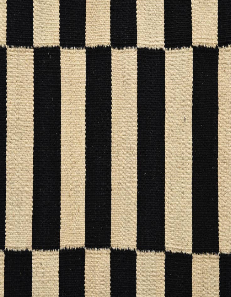 Detail image of  2' 7 x 3' 10  Hand Woven Kilim Modern Wool Rug