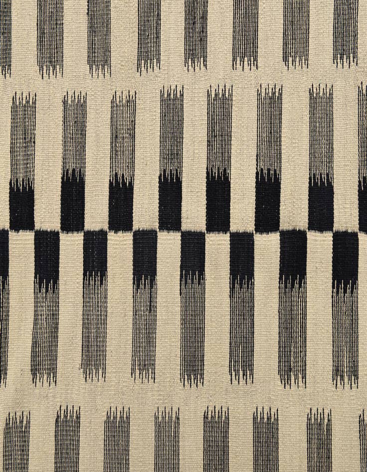 Detail image of  5' 9 x 7' 8  Hand Woven Kilim Modern Wool Rug