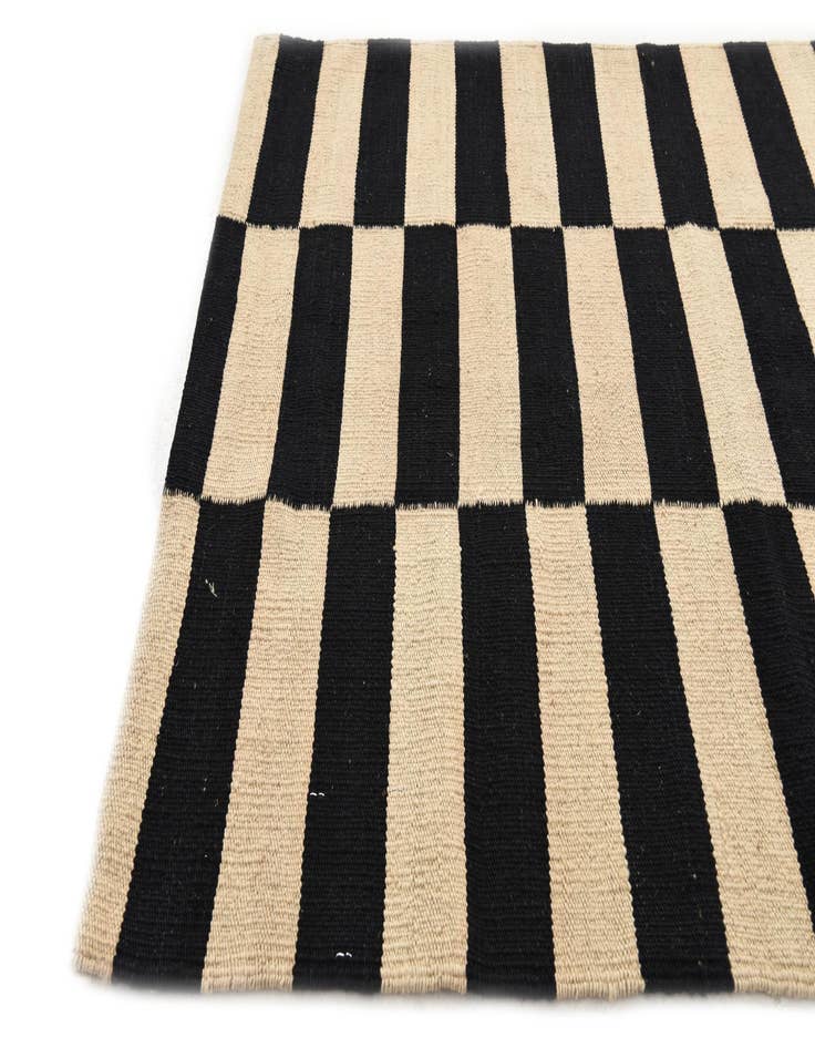 Detail image of  2' 7 x 3' 10  Hand Woven Kilim Modern Wool Rug