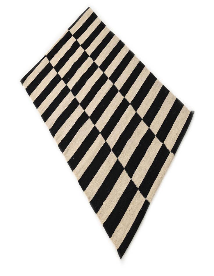 Detail image of  2' 6 x 3' 11  Hand Woven Kilim Modern Wool Rug