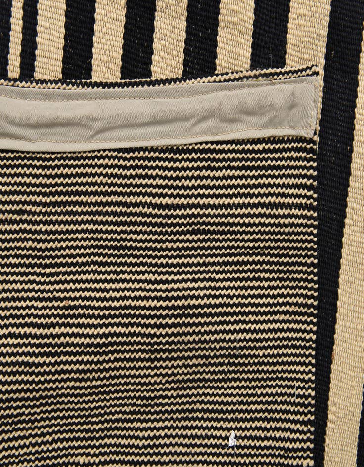 Detail image of  5' 7 x 7' 8  Hand Woven Kilim Modern Wool Rug