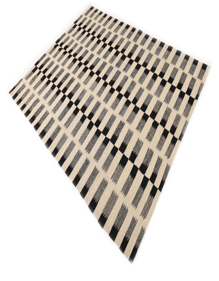 Detail image of  5' 9 x 7' 8  Hand Woven Kilim Modern Wool Rug