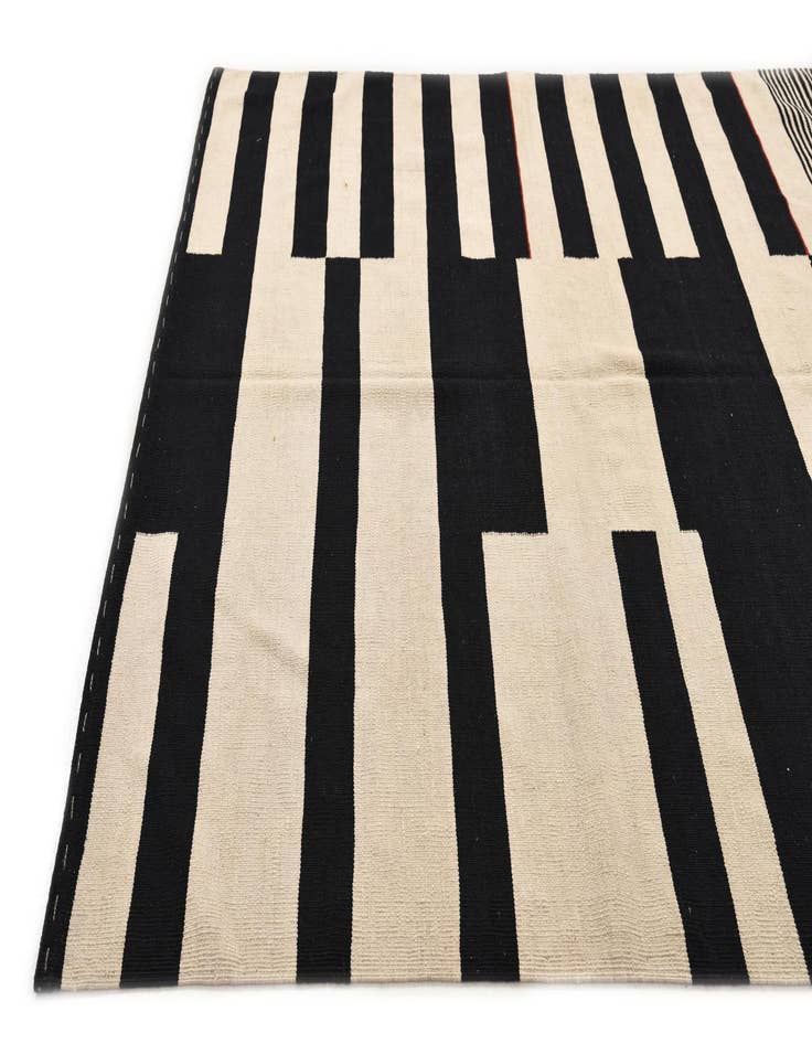 Detail image of  6' 7 x 9' 4  Hand Woven Kilim Modern Wool Rug