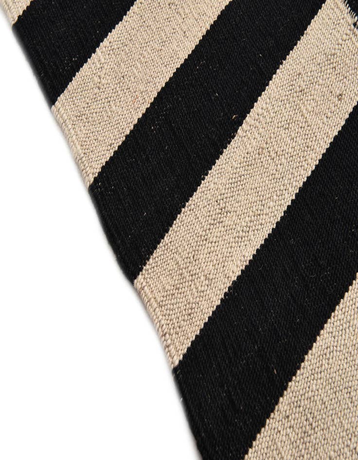 Detail image of  2' 8 x 3' 9  Hand Woven Kilim Modern Wool Rug