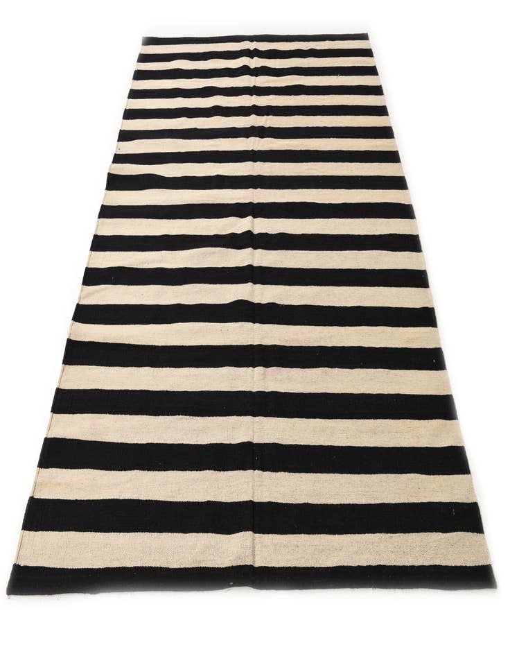 Detail image of  5' 9 x 7' 9  Hand Woven Kilim Modern Wool Rug