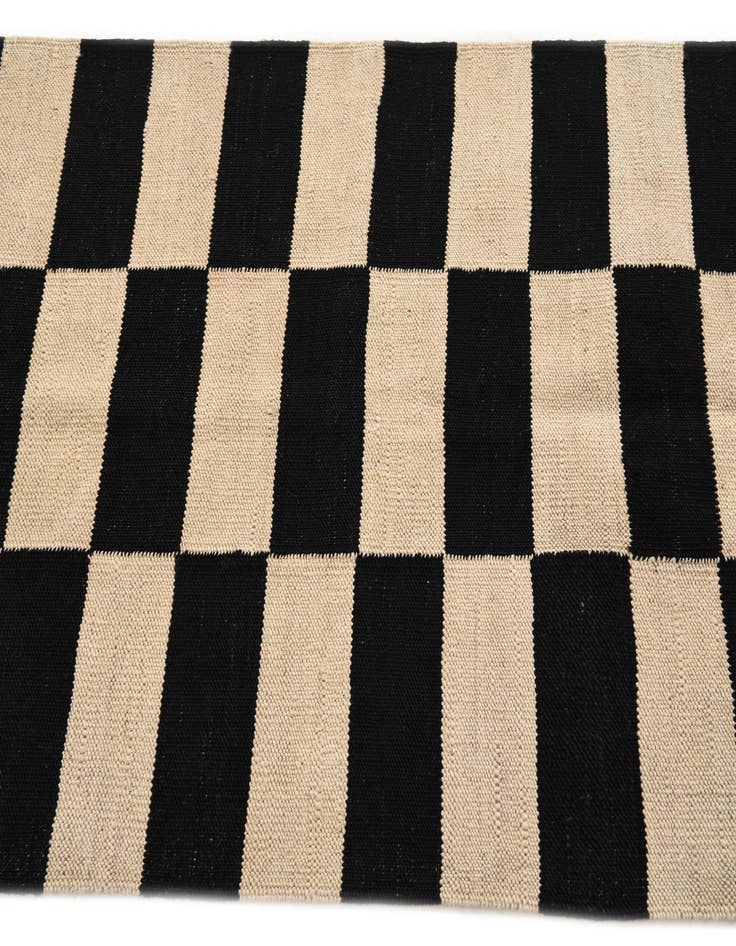 Detail image of  2' 6 x 3' 9  Hand Woven Kilim Modern Wool Rug