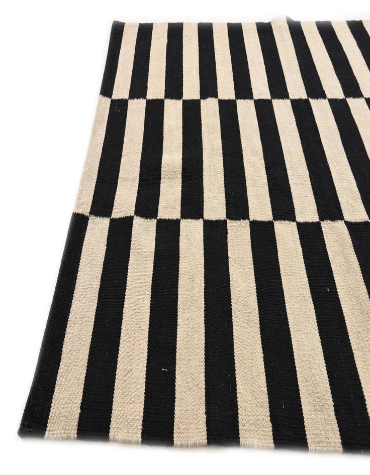 Detail image of  3' 7 x 4' 9  Hand Woven Kilim Modern Wool Rug