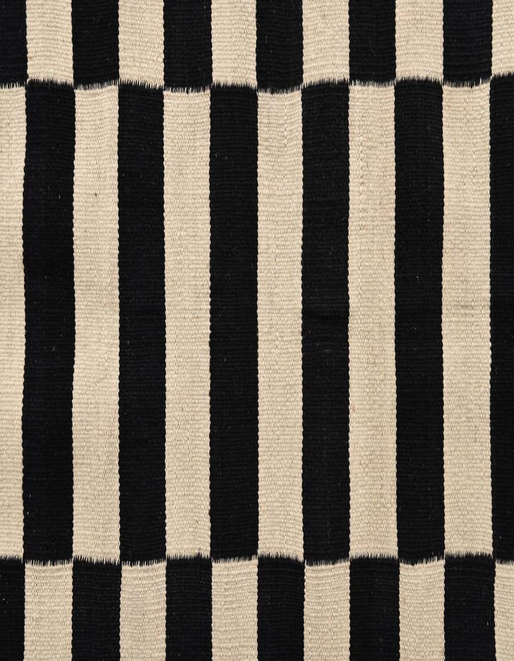 Detail image of  3' 4 x 4' 10  Hand Woven Kilim Modern Wool Rug