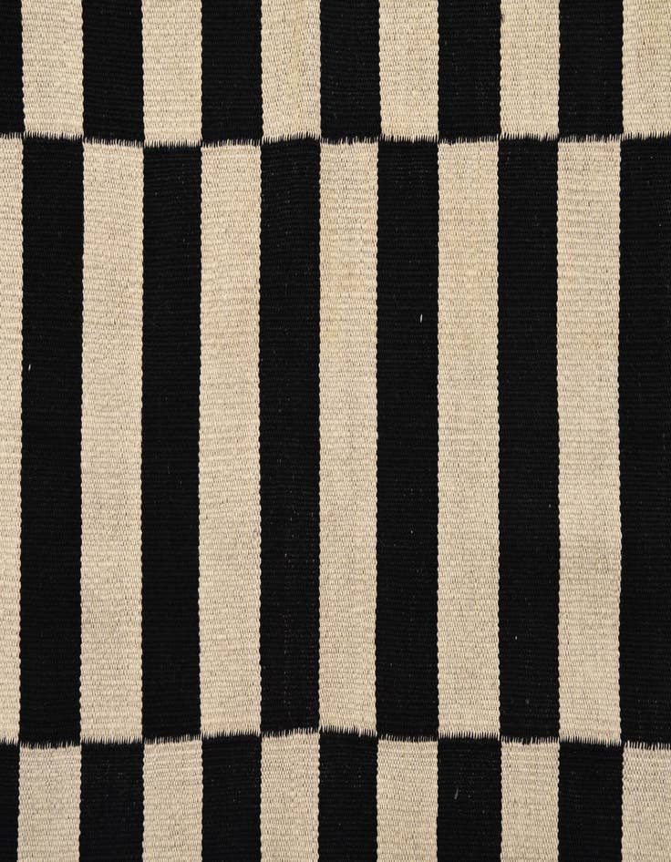 Detail image of  3' 4 x 4' 10  Hand Woven Kilim Modern Wool Rug