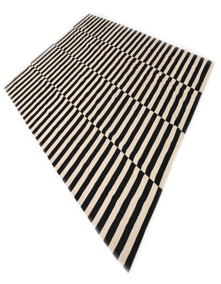 Detail image of  8' 7 x 11' 3  Hand Woven Kilim Modern Wool Rug