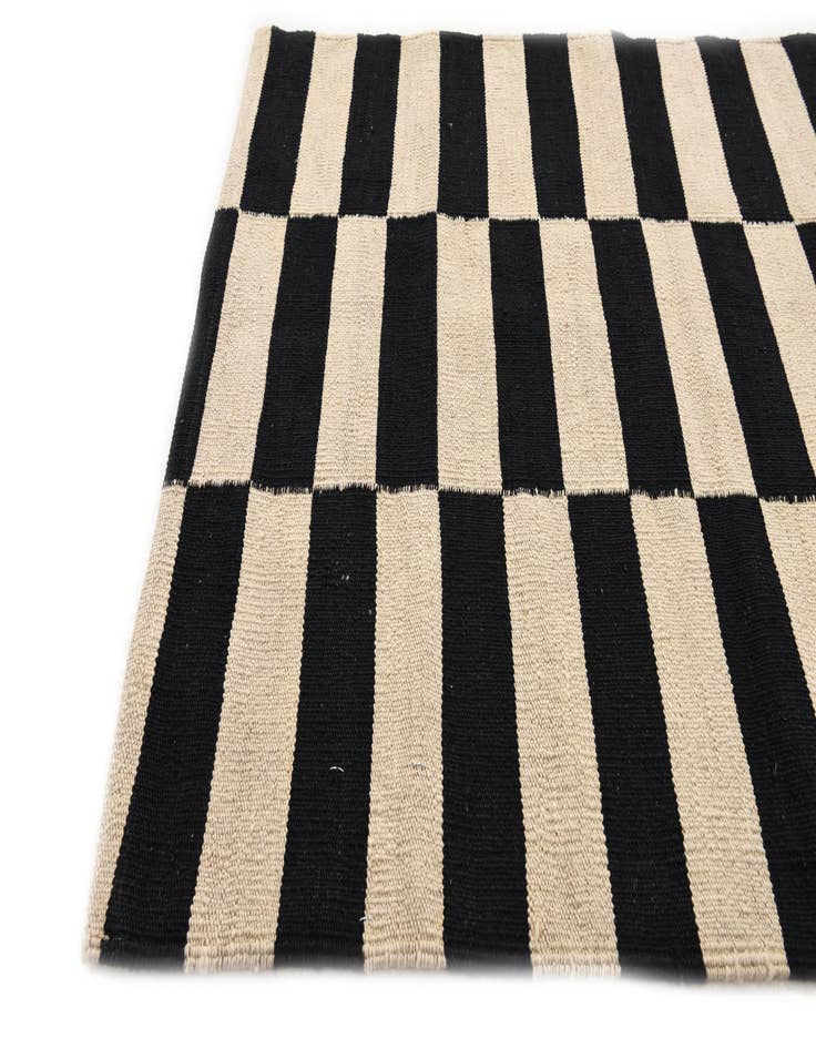 Detail image of  2' 8 x 3' 10  Hand Woven Kilim Modern Wool Rug