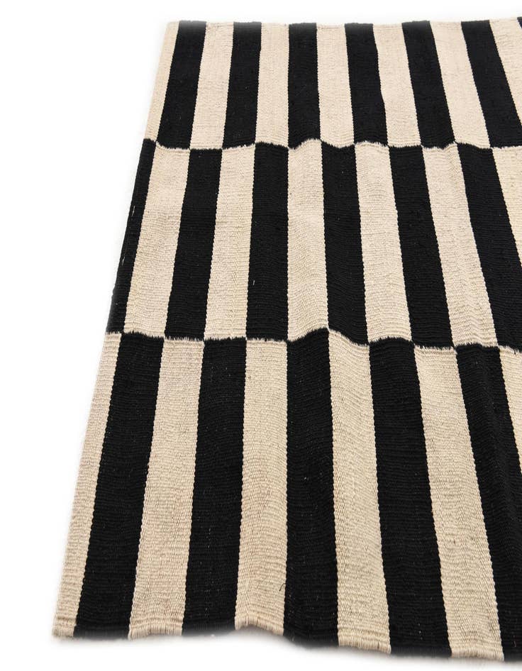 Detail image of  2' 7 x 3' 9  Hand Woven Kilim Modern Wool Rug