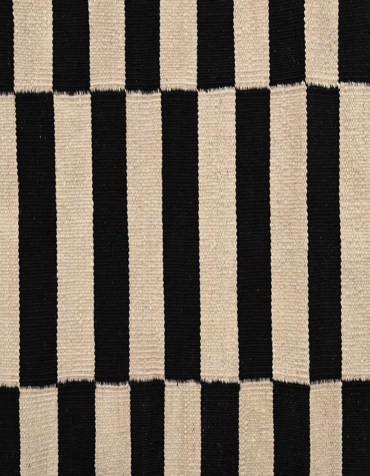 Detail image of  2' 7 x 3' 9  Hand Woven Kilim Modern Wool Rug