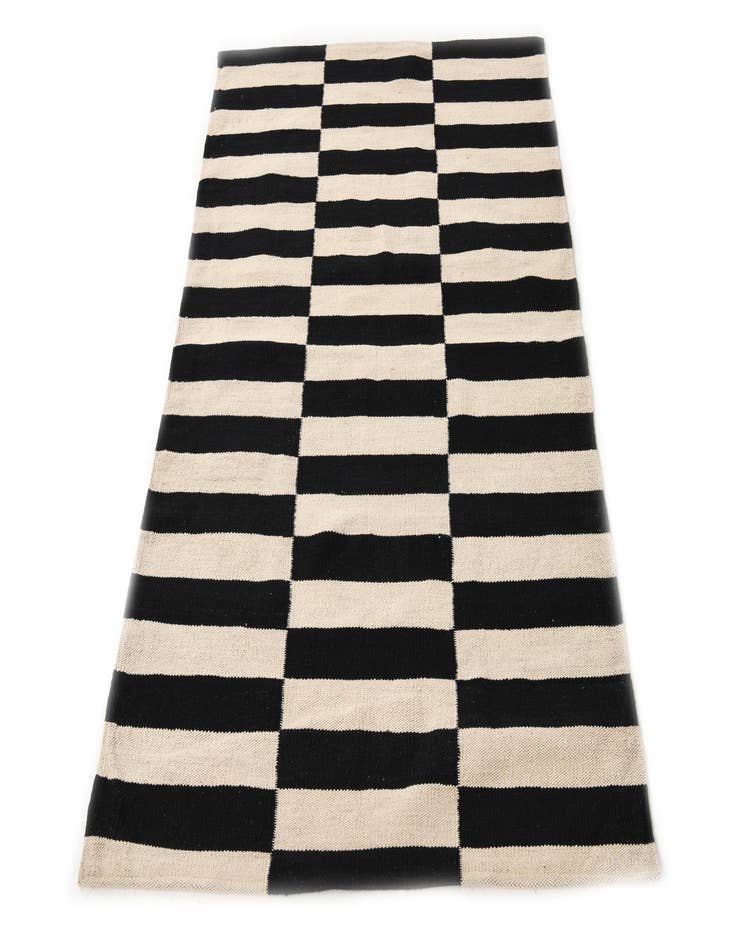 Detail image of  3' 4 x 4' 10  Hand Woven Kilim Modern Wool Rug