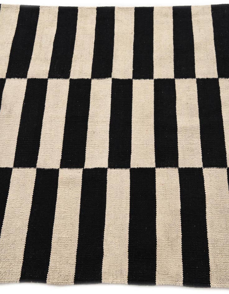 Detail image of  3' 4 x 4' 10  Hand Woven Kilim Modern Wool Rug