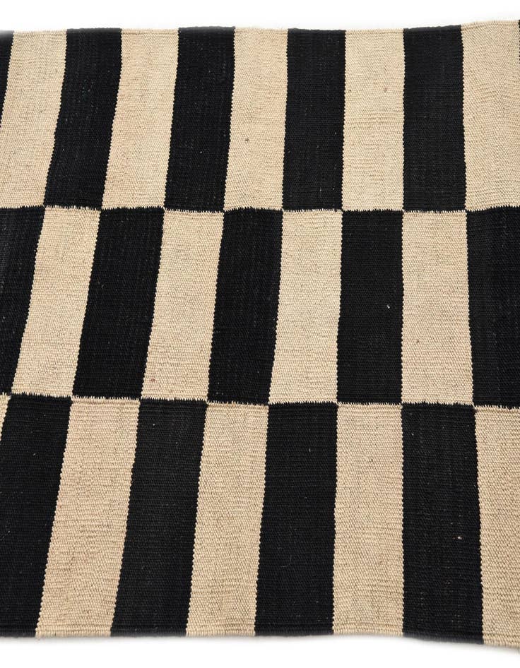 Detail image of  2' 7 x 3' 10  Hand Woven Kilim Modern Wool Rug
