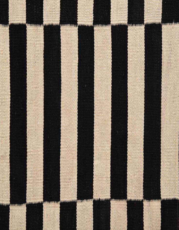 Detail image of  3' 4 x 4' 10  Hand Woven Kilim Modern Wool Rug