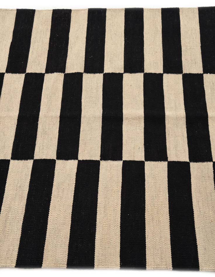 Detail image of  3' 4 x 5' 1  Hand Woven Kilim Modern Wool Rug