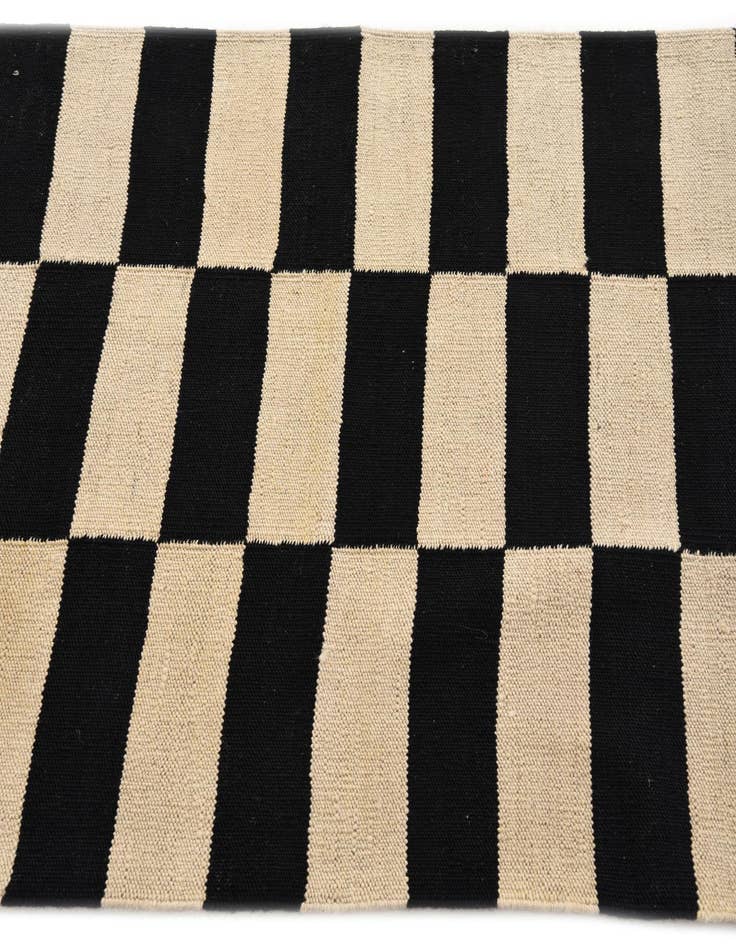 Detail image of  2' 9 x 3' 10  Hand Woven Kilim Modern Wool Rug