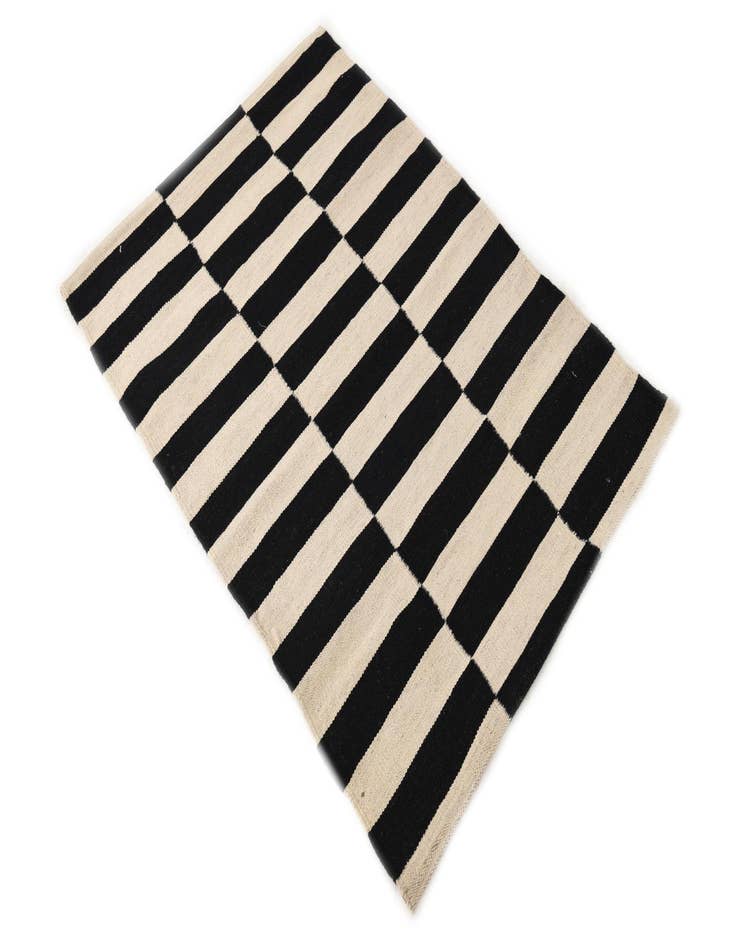 Detail image of  2' 6 x 3' 10  Hand Woven Kilim Modern Wool Rug