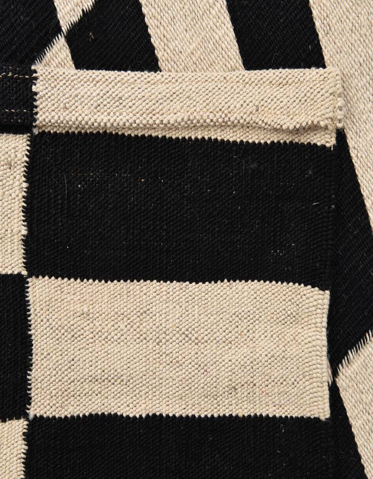 Detail image of  2' 6 x 3' 10  Hand Woven Kilim Modern Wool Rug