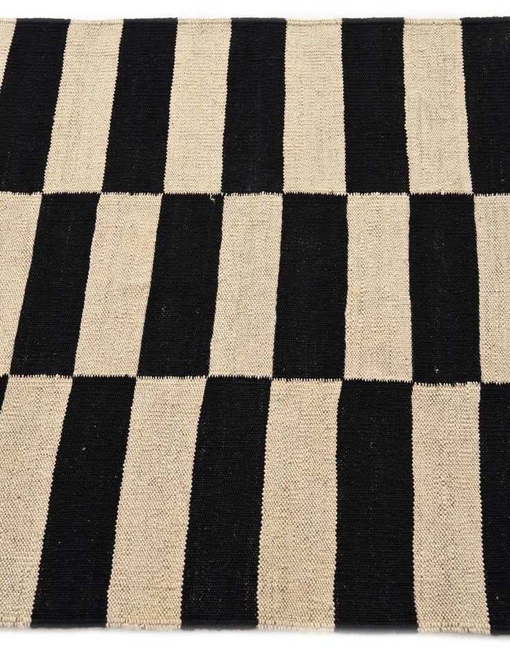 Detail image of  2' 8 x 3' 10  Hand Woven Kilim Modern Wool Rug