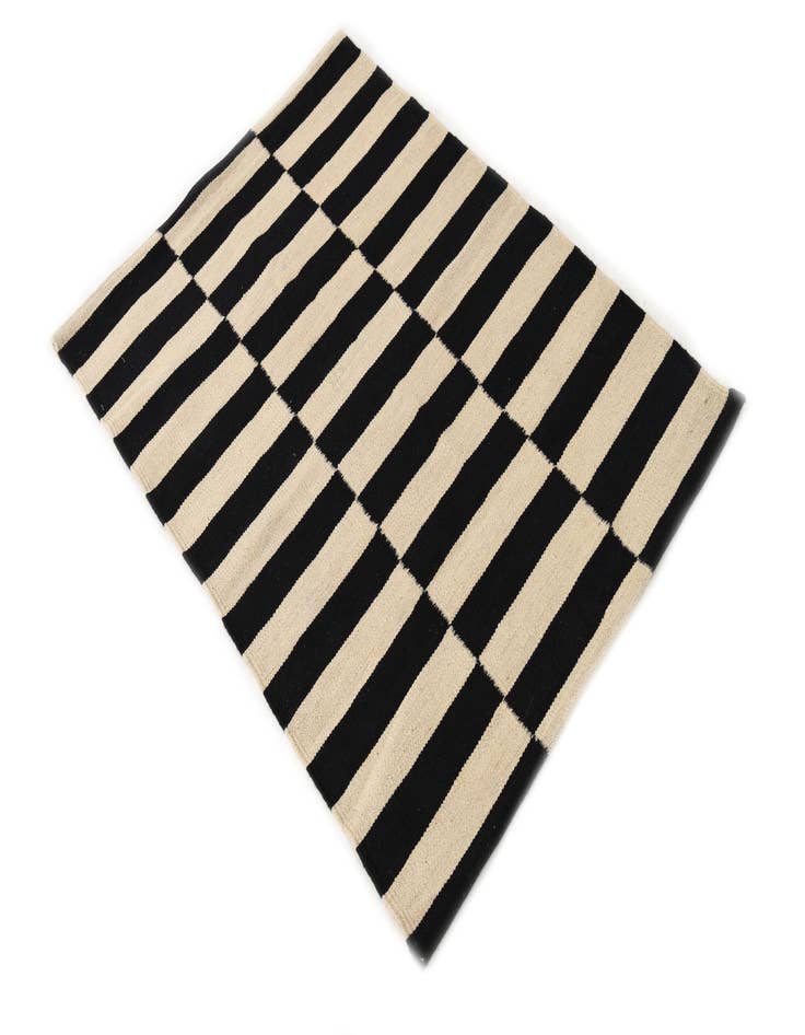 Detail image of  2' 9 x 3' 10  Hand Woven Kilim Modern Wool Rug