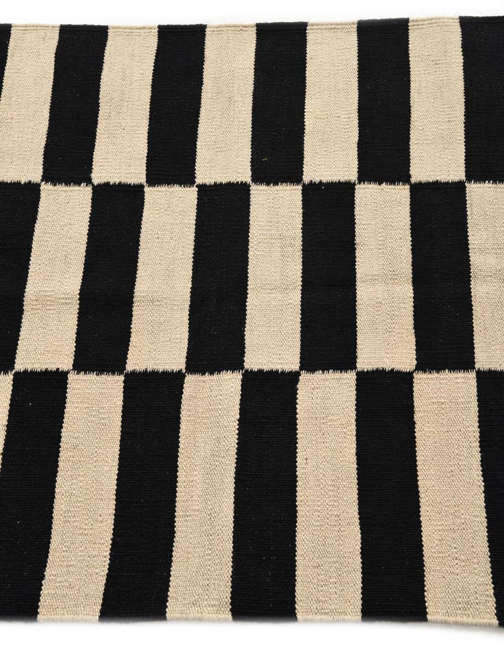 Detail image of  2' 9 x 3' 10  Hand Woven Kilim Modern Wool Rug