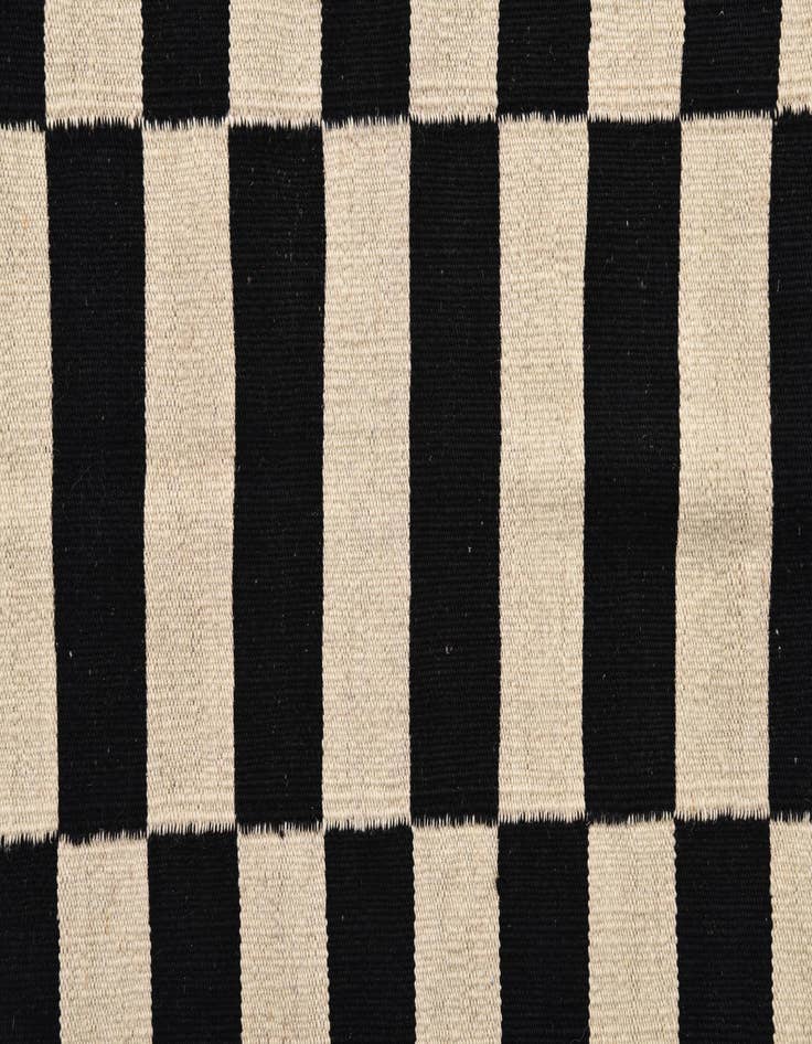 Detail image of  2' 8 x 3' 10  Hand Woven Kilim Modern Wool Rug