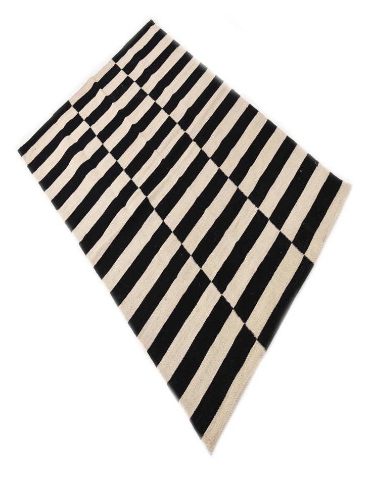 Detail image of  3' 3 x 5'  Hand Woven Kilim Modern Wool Rug