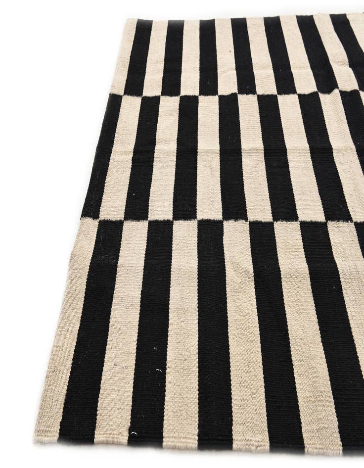 Detail image of  3' 3 x 5'  Hand Woven Kilim Modern Wool Rug