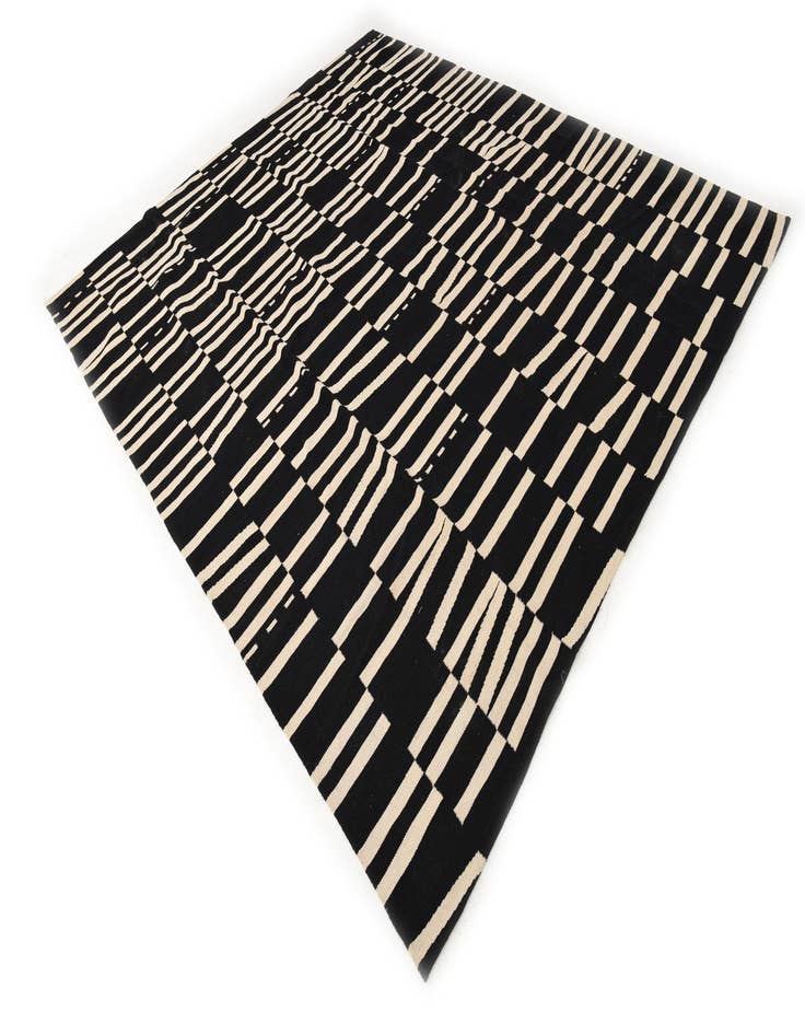 Detail image of  8' 6 x 9' 10  Hand Woven Kilim Modern Wool Rug