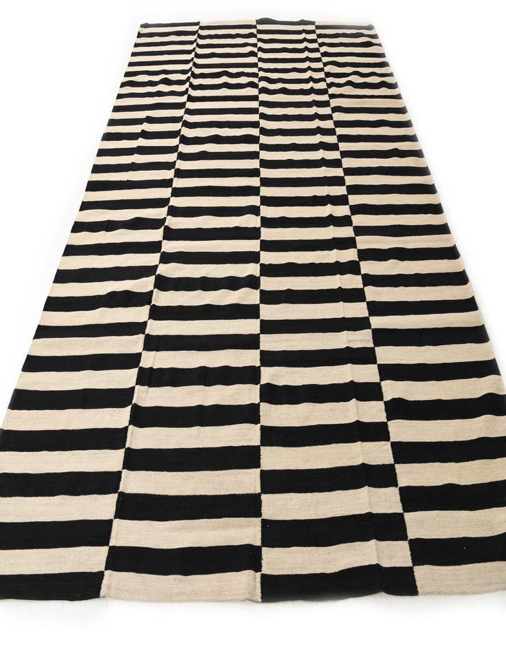 Detail image of  8' 3 x 11' 3  Hand Woven Kilim Modern Wool Rug