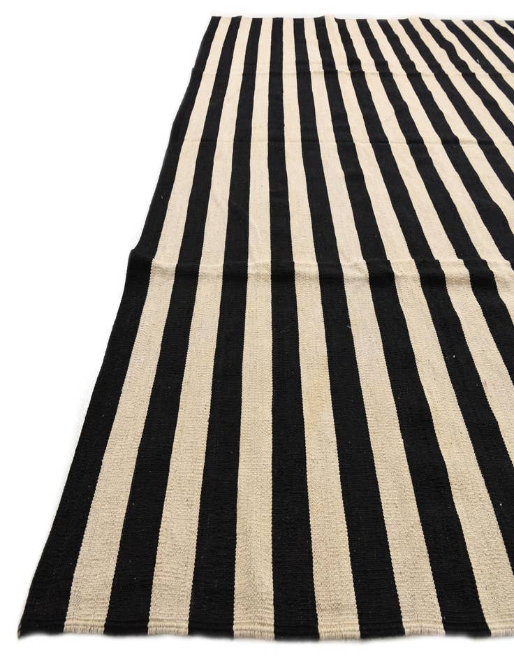 Detail image of  8' 2 x 9' 10  Hand Woven Kilim Modern Wool Rug