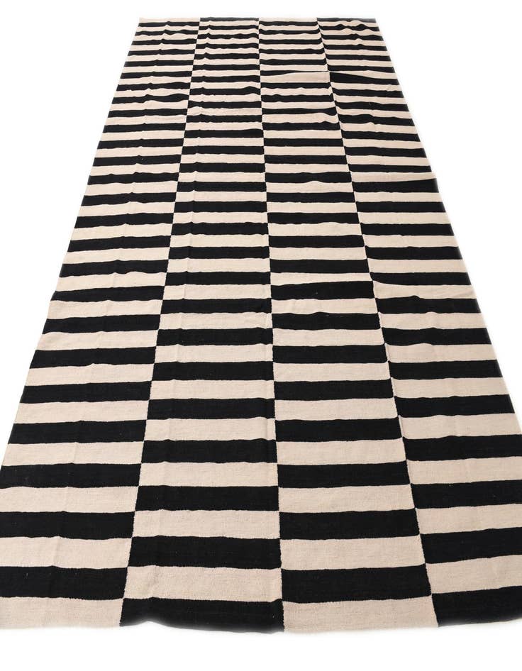 Detail image of  8' 1 x 10' 9  Hand Woven Kilim Modern Wool Rug