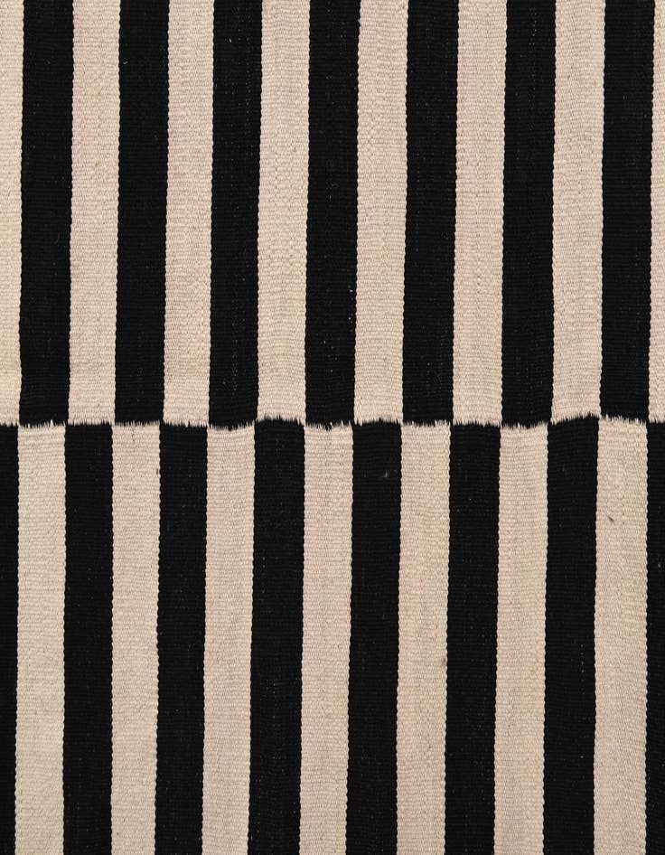 Detail image of  8' 1 x 10' 9  Hand Woven Kilim Modern Wool Rug