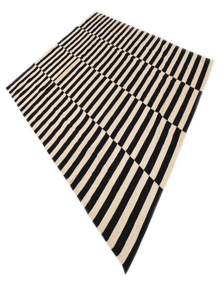 Detail image of  7' 11 x 9' 9  Hand Woven Kilim Modern Wool Rug