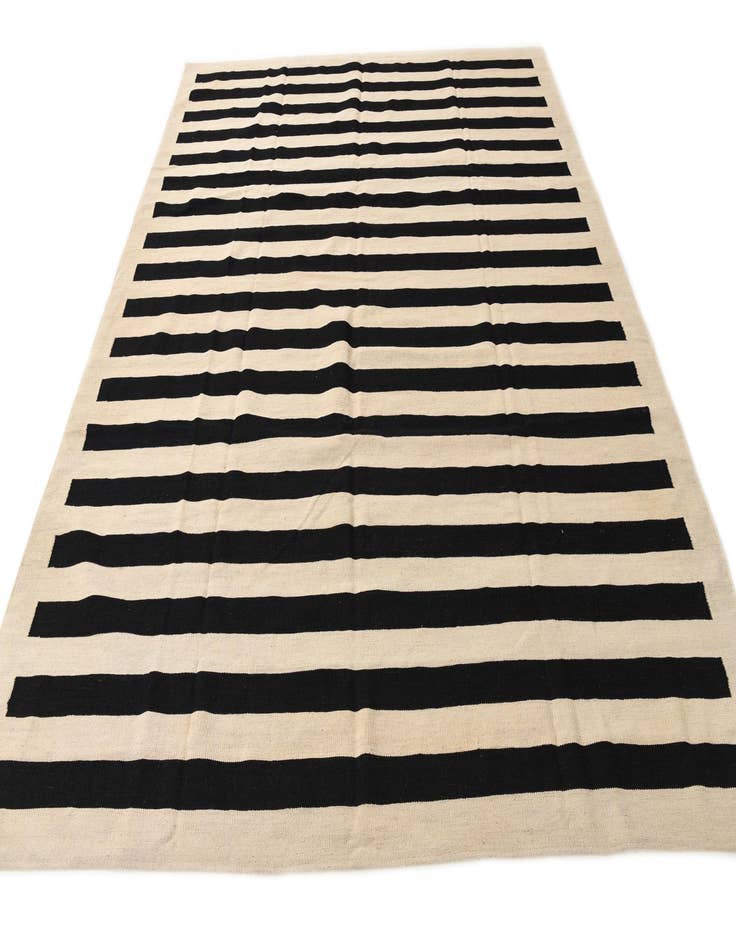 Detail image of  8' 3 x 9' 9  Hand Woven Kilim Modern Wool Rug