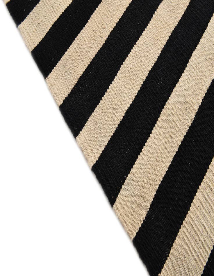 Detail image of  8' 2 x 11' 1  Hand Woven Kilim Modern Wool Rug