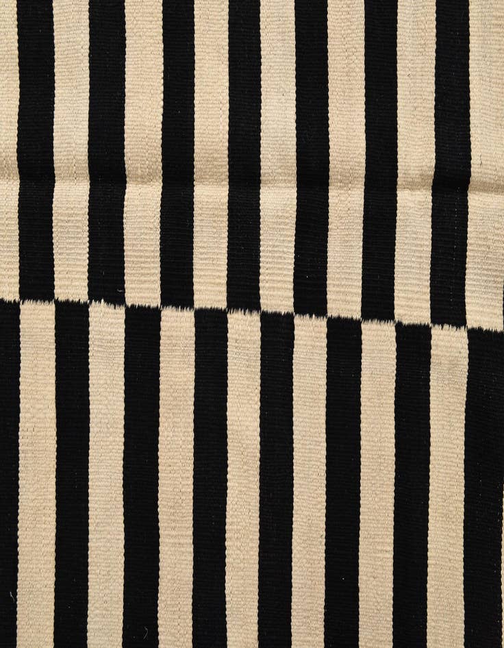 Detail image of  8' 2 x 11' 1  Hand Woven Kilim Modern Wool Rug