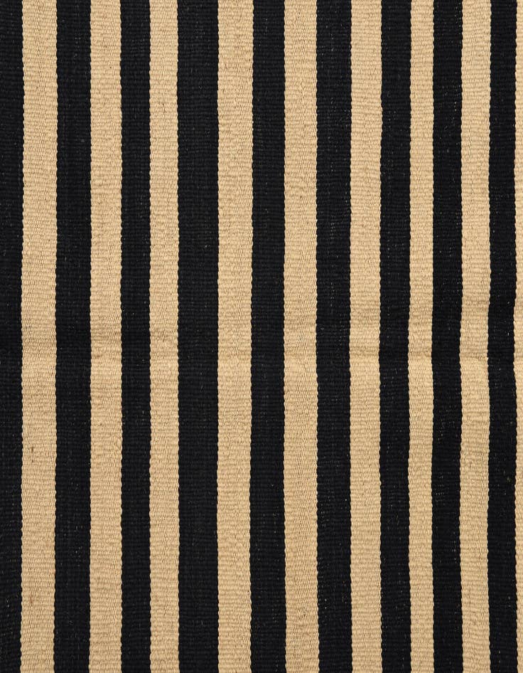 Detail image of  5' 9 x 7' 10  Hand Woven Kilim Modern Wool Rug