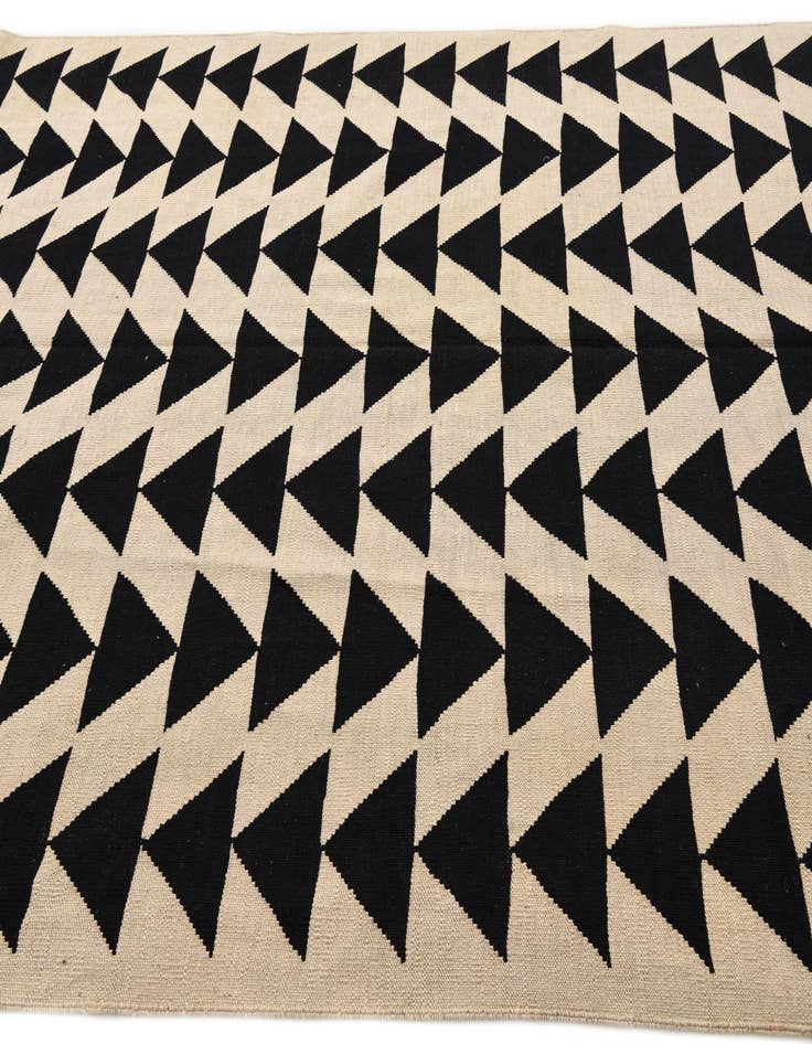 Detail image of  6' 8 x 9' 6  Hand Woven Kilim Modern Wool Rug