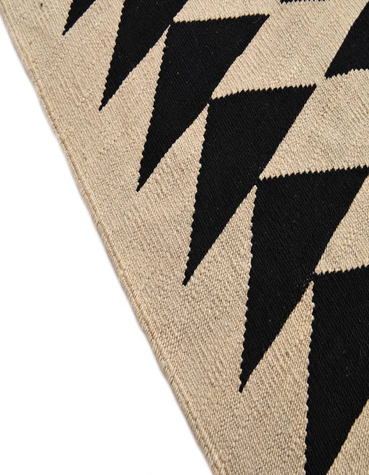 Detail image of  6' 8 x 9' 6  Hand Woven Kilim Modern Wool Rug
