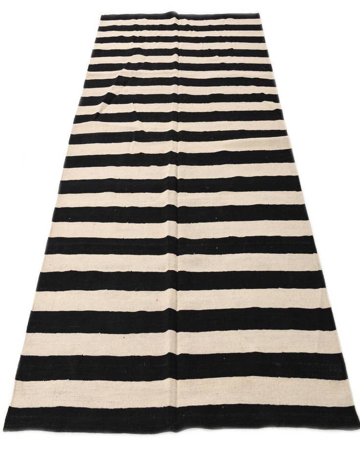 Detail image of  5' 7 x 8'  Hand Woven Kilim Modern Wool Rug