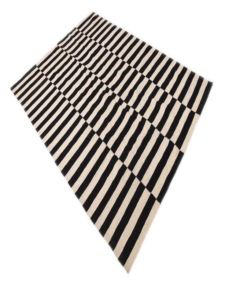 Detail image of  5' 7 x 7' 10  Hand Woven Kilim Modern Wool Rug