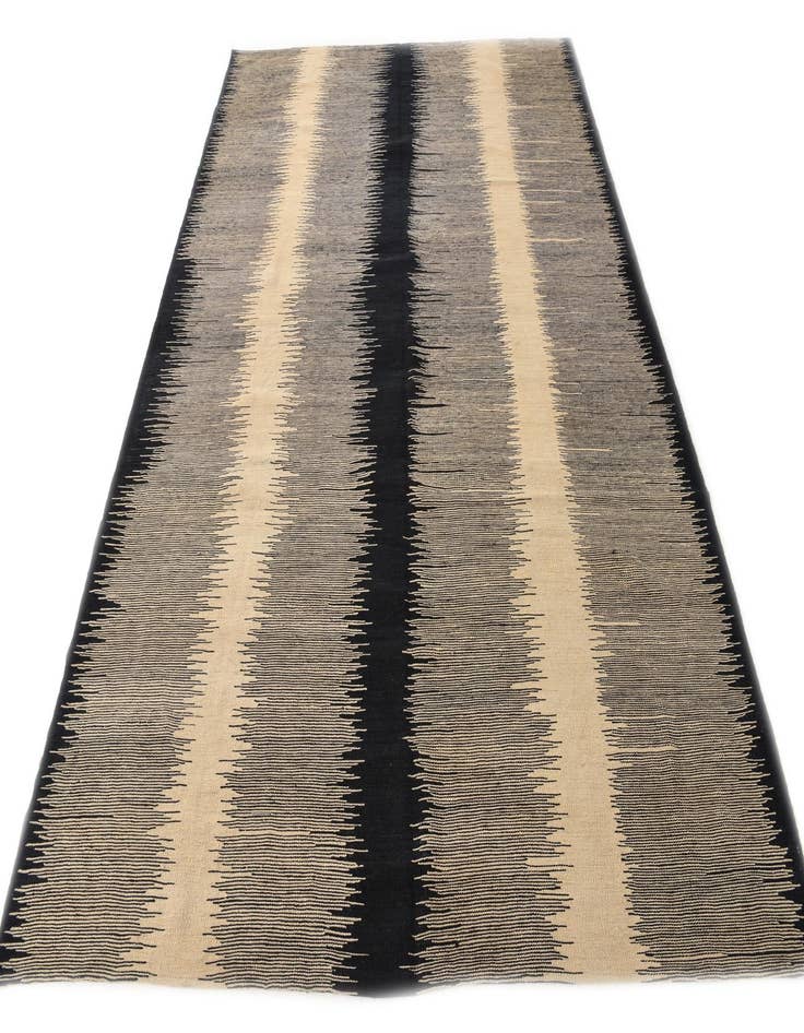 Detail image of  6' 10 x 9' 7  Hand Woven Kilim Modern Wool Rug