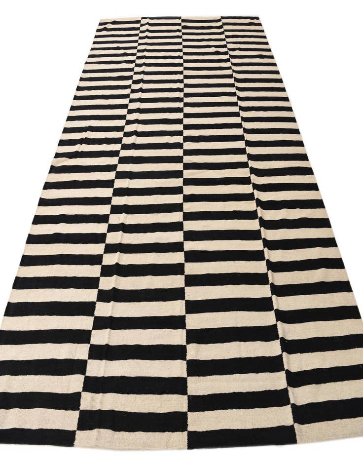 Detail image of  8' 2 x 11' 2  Hand Woven Kilim Modern Wool Rug